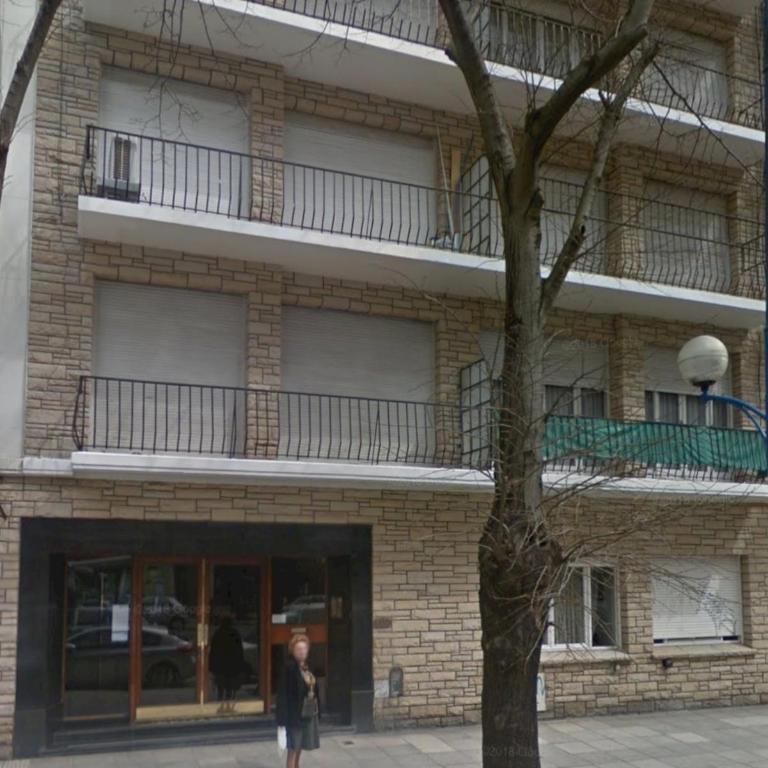 Depto 3 amb al Frente Zona Centro Apto 6 Personas - Three-Bedroom Apartment - 2