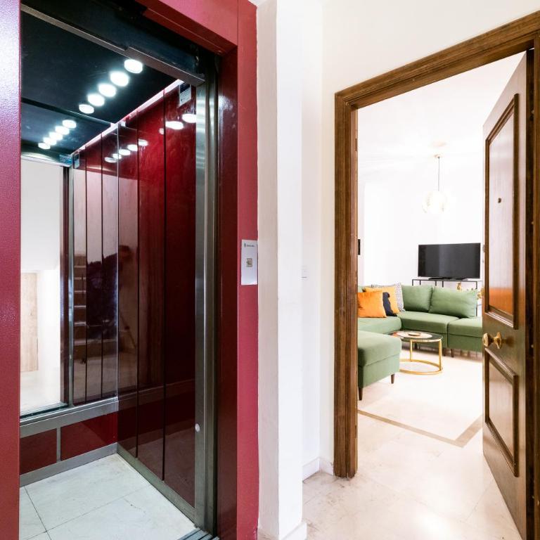 Wekey Homes Granada, El encanto de Navas Centro - Two-Bedroom Apartment - 8