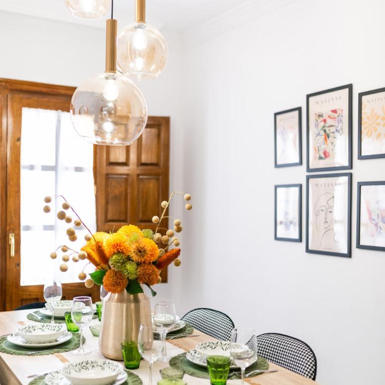 Wekey Homes Granada, El encanto de Navas Centro - Two-Bedroom Apartment - 48
