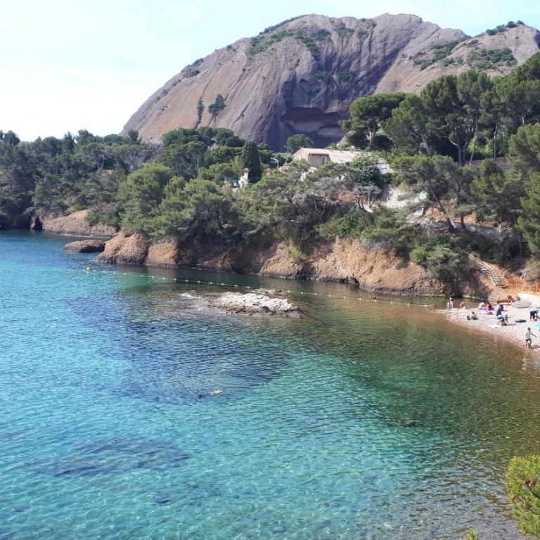 MAISON 6 personnes 80M2 ENTRE LES CALANQUES DU MUGEL ET FIGUEROLLES - Maison 3 Chambres - 21