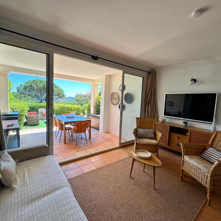 Les Restanques vue mer Bastide rez jardin 3021 - Appartamento con 3 Camere da Letto - 12