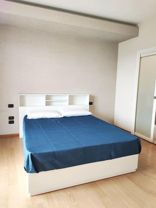 B&Bob Private Apartment in Bari - Appartamento con 2 Camere da Letto e Balcone - 10