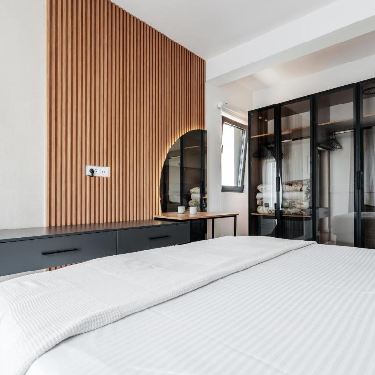 Olive Tree Apartments by In Property - Two-Bedroom Apartment - 24