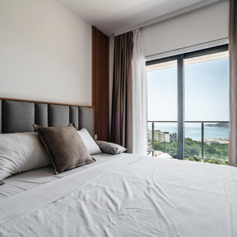 Olive Tree Apartments by In Property - Two-Bedroom Apartment - 17