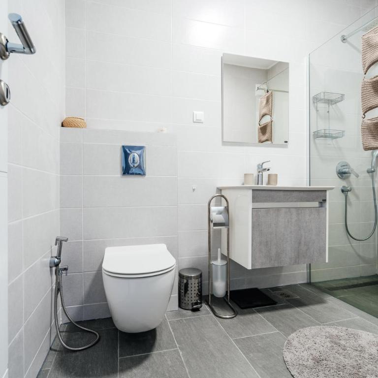 Olive Tree Apartments by In Property - Two-Bedroom Apartment - 27
