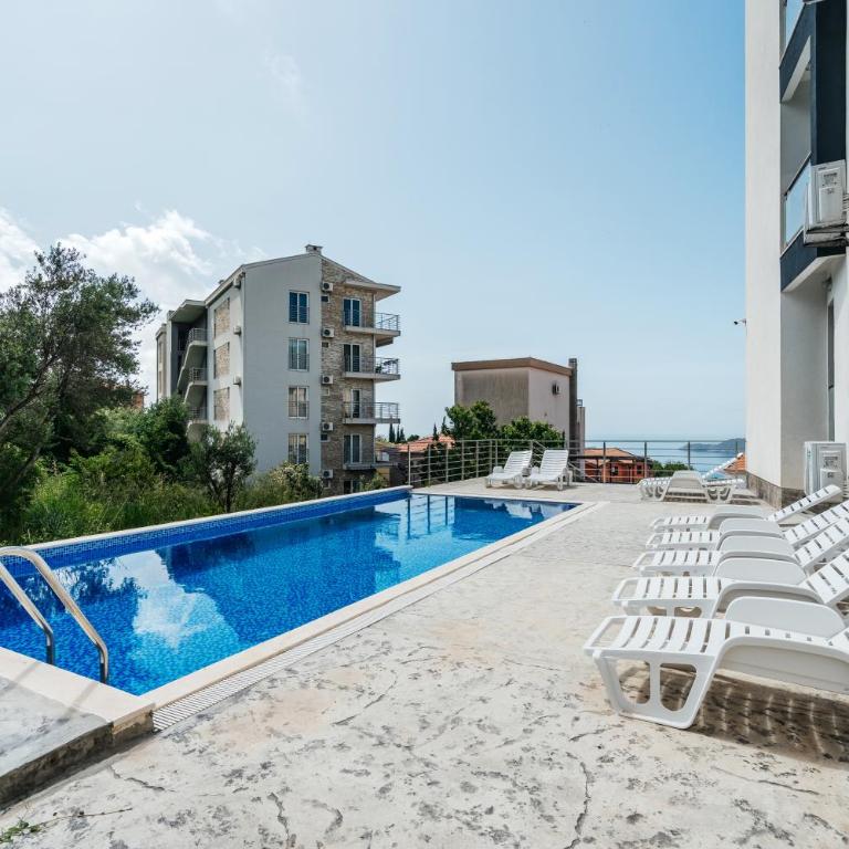 Olive Tree Apartments by In Property - Two-Bedroom Apartment - 33