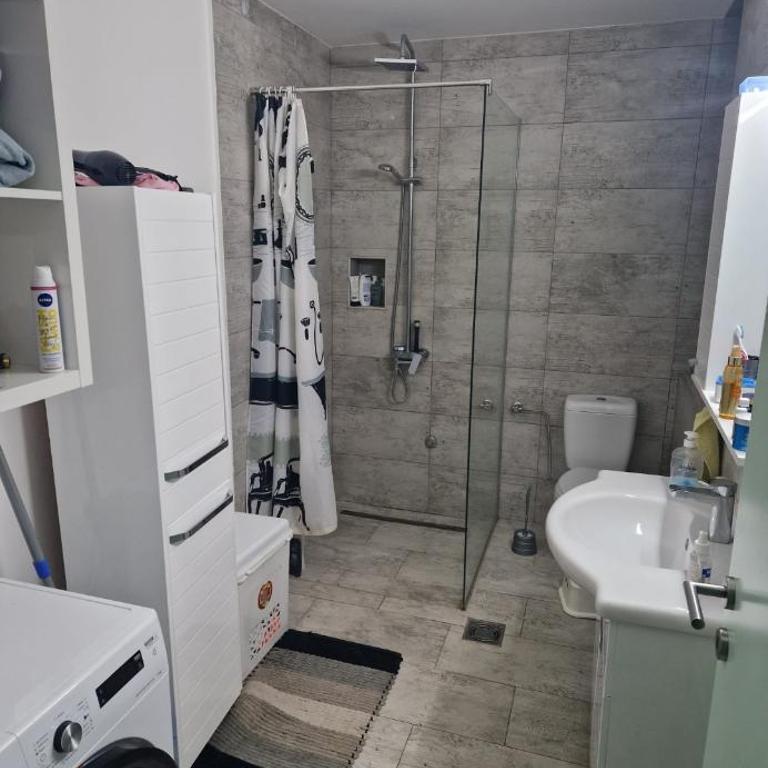 House by Avala with indoor pool - Vila sa 1 Spavaćom Sobom - 14