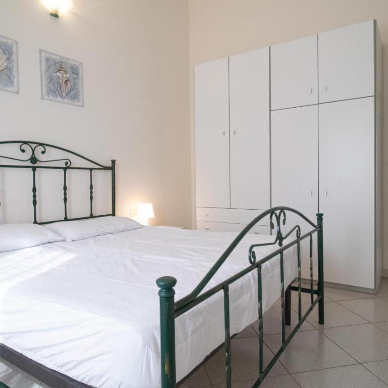 La Casa di Anita - Two-Bedroom House - 18
