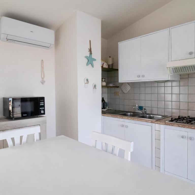 La Casa di Anita - Two-Bedroom House - 13