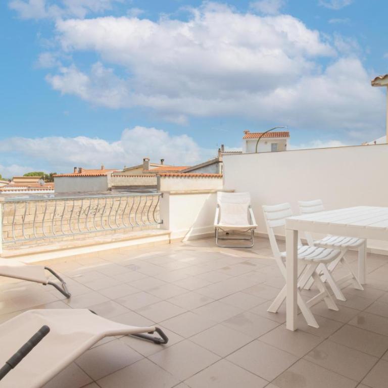 La Casa di Anita - Two-Bedroom House - 1