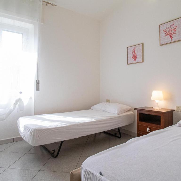 La Casa di Anita - Two-Bedroom House - 21