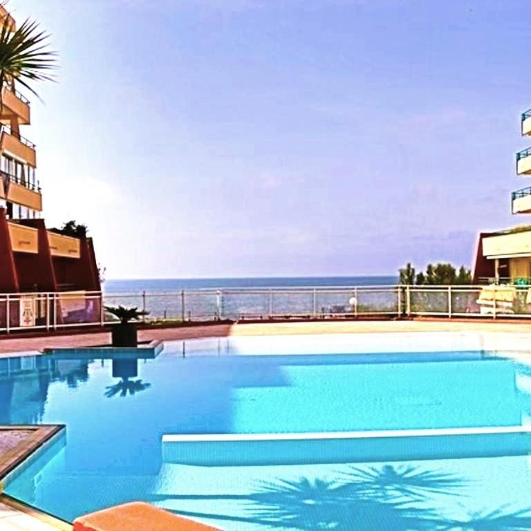 Appartement climatisé avec vue mer et piscine - Apartamento de 2 dormitorios - 1