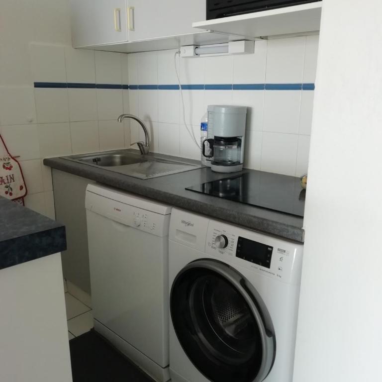 Appartement climatisé avec vue mer et piscine - Apartamento de 2 dormitorios - 8
