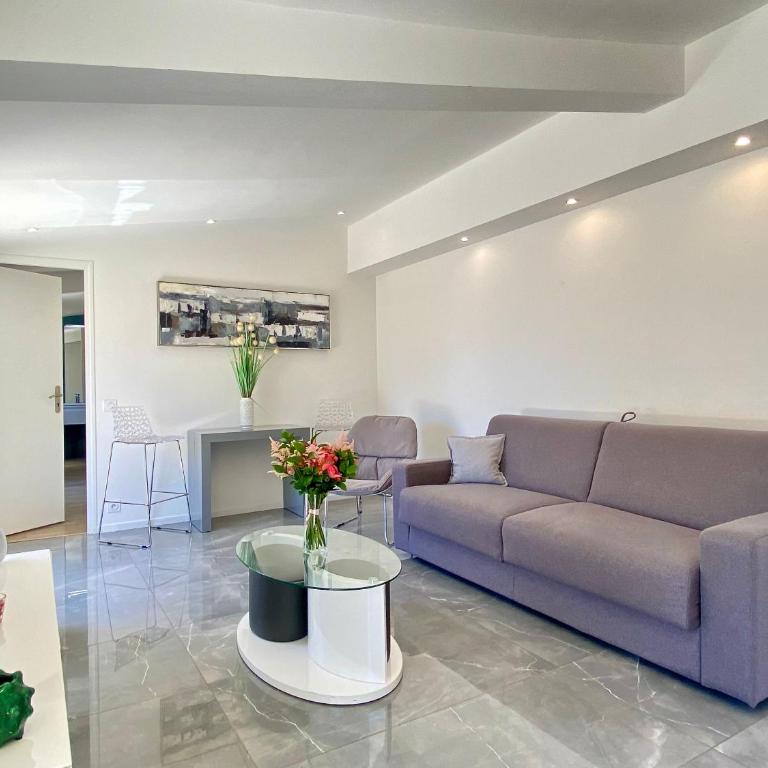 Luxury T3 SCLS - Wifi, Clim, Jacuzzi, Centre-Ville - Apartamento - 4