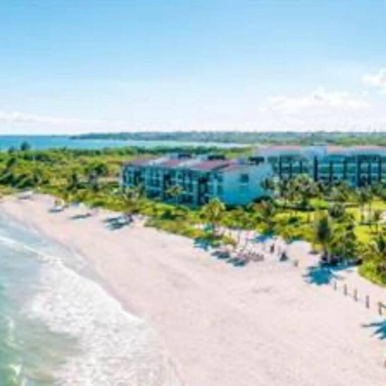 Oceanfront walkout pool Mareazul La Casa Bonita - Apartamento de 2 dormitorios - 9