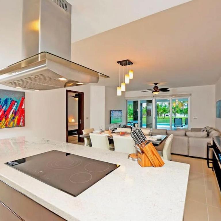 Oceanfront walkout pool Mareazul La Casa Bonita - Apartamento de 2 dormitorios - 54