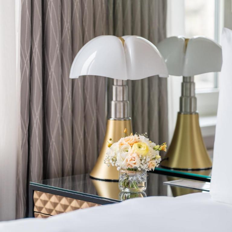Mandarin Oriental, Geneva - Ecksuite mit Kingsize-Bett und Flussblick - 7