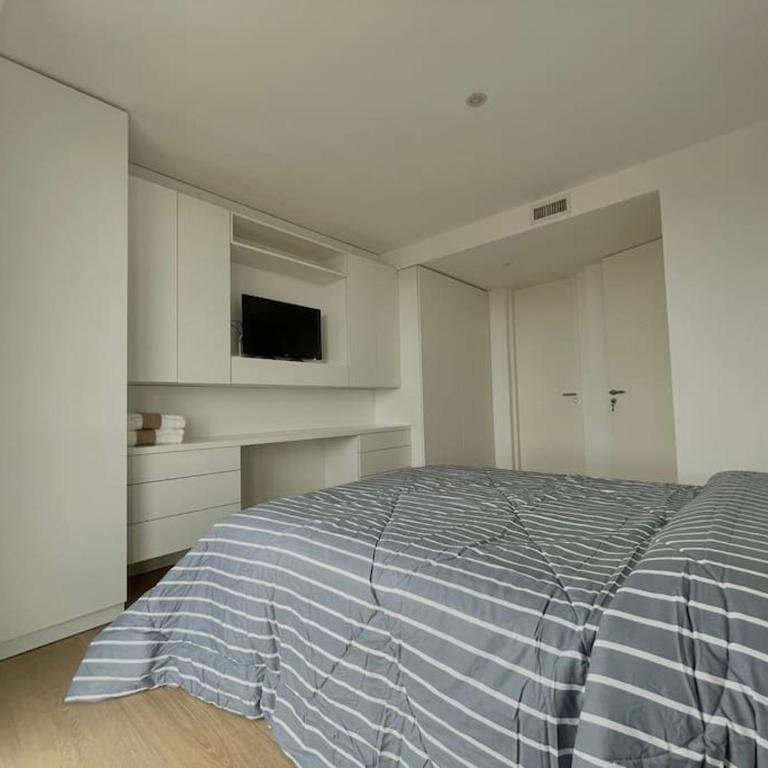 Excelente departamento 2 ambientes, Playa Grande - Apartamento de 1 dormitorio - 10