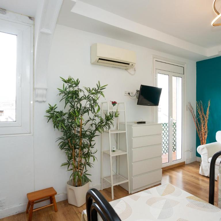 Fira Suite Barcelona - Ático - 38