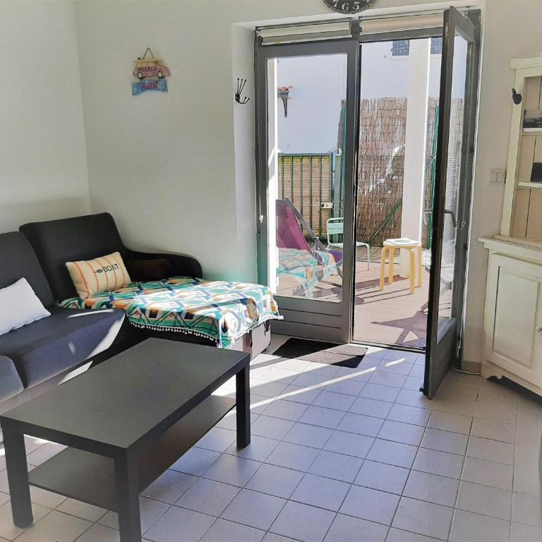 Appartement cosy, 4 pers, proche plages et centre, BBQ, parking, Wifi inclus - FR-1-239-943 - Appartement 1 Chambre - 12