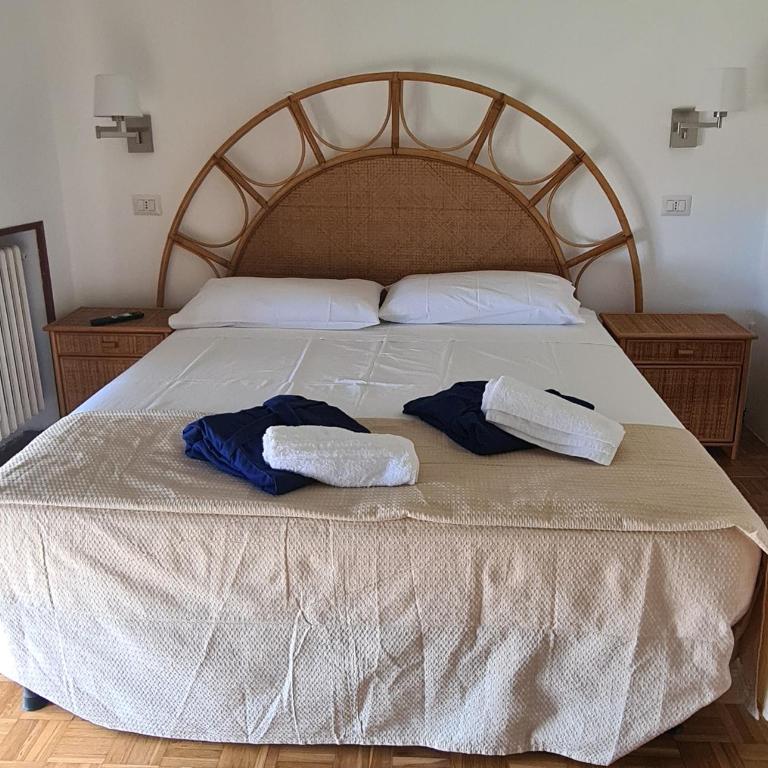 Vacanze Bellavista Tropea Apartment or Suites - King Room with Sea View - 8