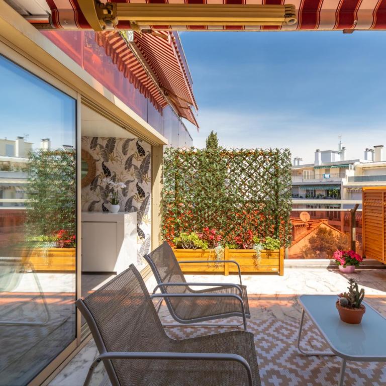 LE SELI, Luxueux 2 pièces, centre d'Antibes - Apartment mit 1 Schlafzimmer - 4