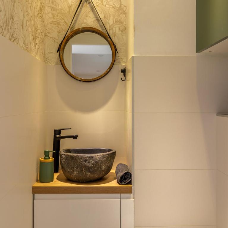 LE SELI, Luxueux 2 pièces, centre d'Antibes - Apartment mit 1 Schlafzimmer - 10