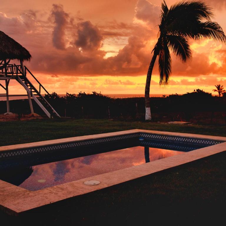 Villa Galu - Alberca privada - a 100mts del Mar - 2 GrandesTerrazas - Casa de 3 dormitorios - 25