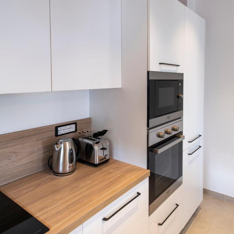 In piazza sul lago - Appartamento con 2 Camere da Letto - 22