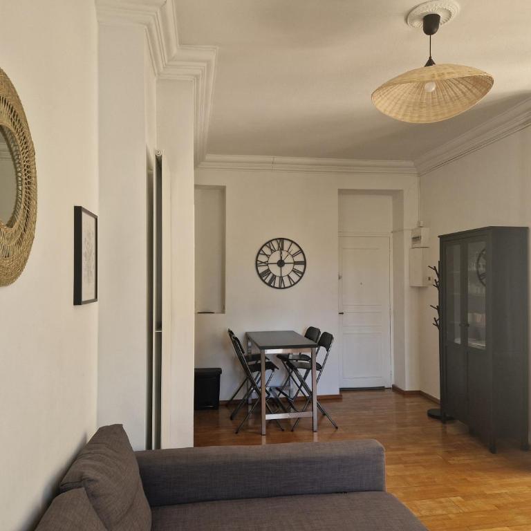 Beautiful and bright 1st Floor Flat with large Terrace - Biarritz City Center - Appartement 1 Chambre - 6