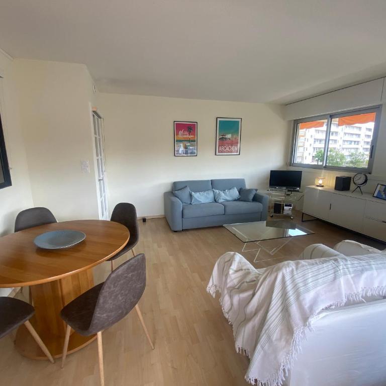Appartement T3 rénové face plage avec terrasse et parking sécurisé - Arcachon - FR-1-374-224 - Appartamento - 9