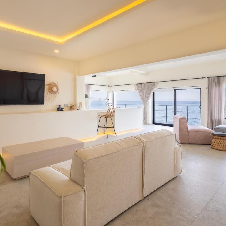Cabo Break Hotel - Deluxe Suite with Sea View - 2