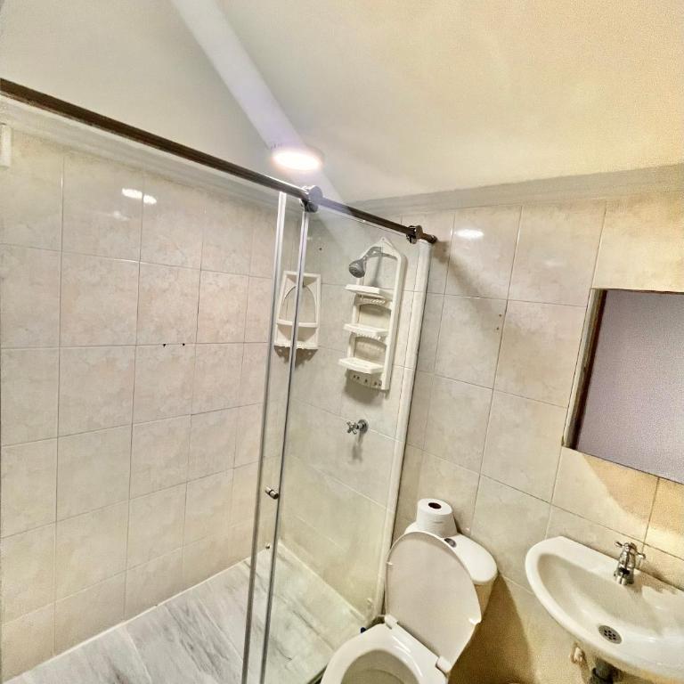 Excelentes Apartamentos Frente Al Mar - Three-Bedroom Apartment with Sea View - 10