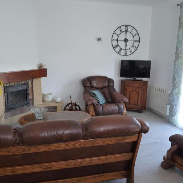 Appartement indépendant dans villa, entre Fréjus et St Raphaël - Apartment with View and Balcony - 7