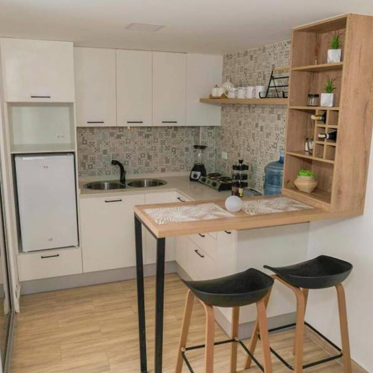 Bermonte Arce para 6 personas con parqueo - Apartamento de 3 dormitorios - 3
