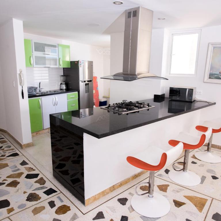 Excelentes Apartamentos Frente Al Mar - Three-Bedroom Apartment with Sea View - 10