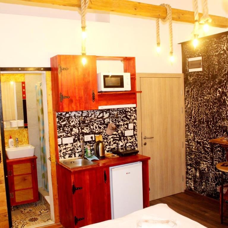 Sebilhan Apart Hotel - Četvorokrevetna Soba sa Sopstvenim Kupatilom - 17
