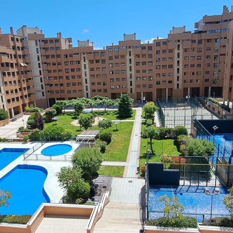 Residencial en Madrid ALQUILER DE CORTA ESTANCIA NO TURISTICO - Two-Bedroom Apartment - 1