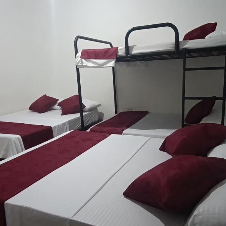 Hermoso apartamento cerca a la hacienda Nápoles - Apartamento de 2 dormitorios - 29