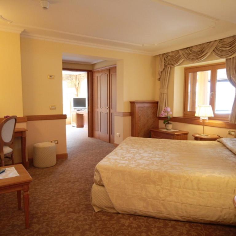 Hotel Lorenzetti - Suite - 12
