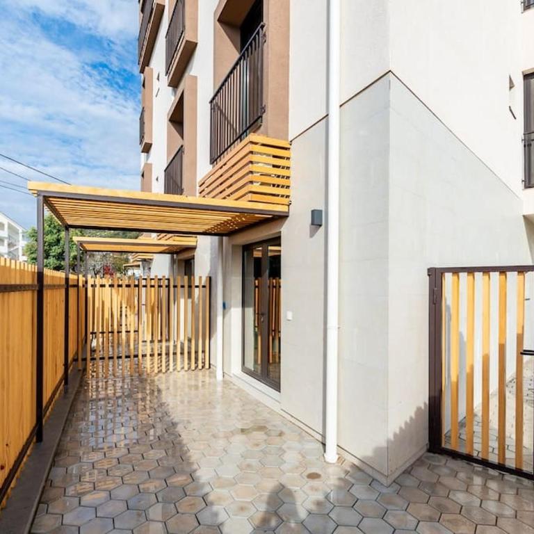 Mini Condos 4 D1 Ground floor with private patio - One-Bedroom Apartment - 11