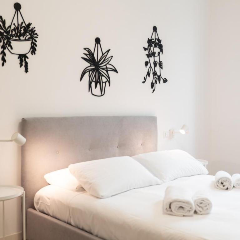 Palazzo delle Guglie by Postcardsfrom - Appartamento Superior con 1 Camera da Letto e Balcone - 37