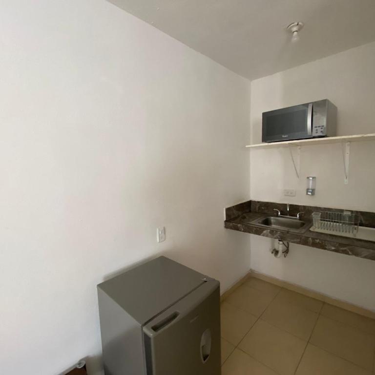 Apartamentos Amplios Alfa # 238 - Twin Room with Private Bathroom - 8