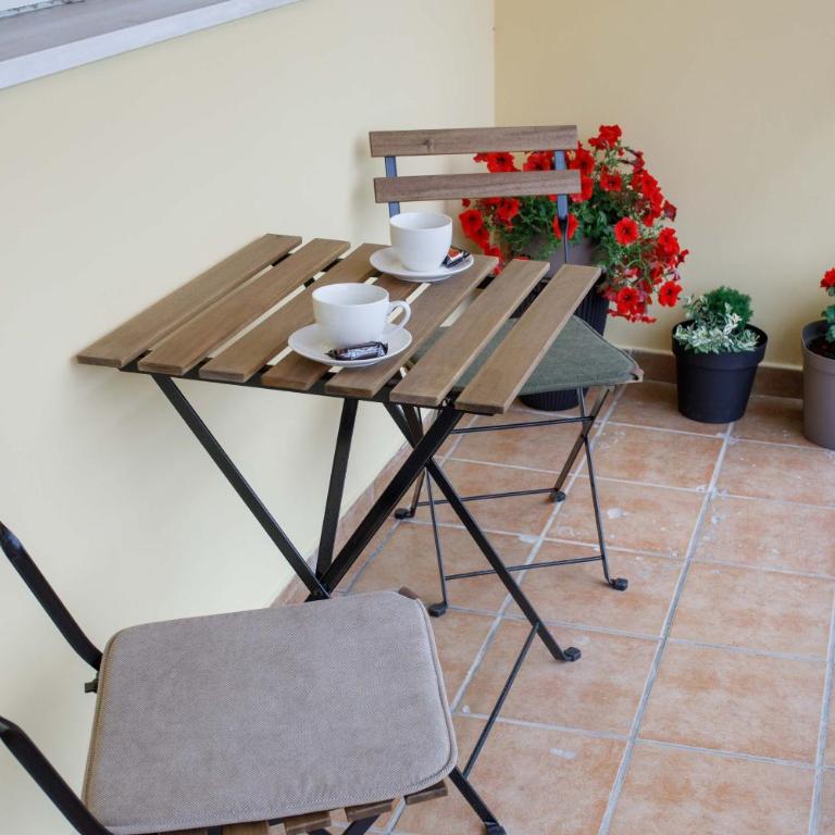 Special 2009 - One-Bedroom Apartment - 3