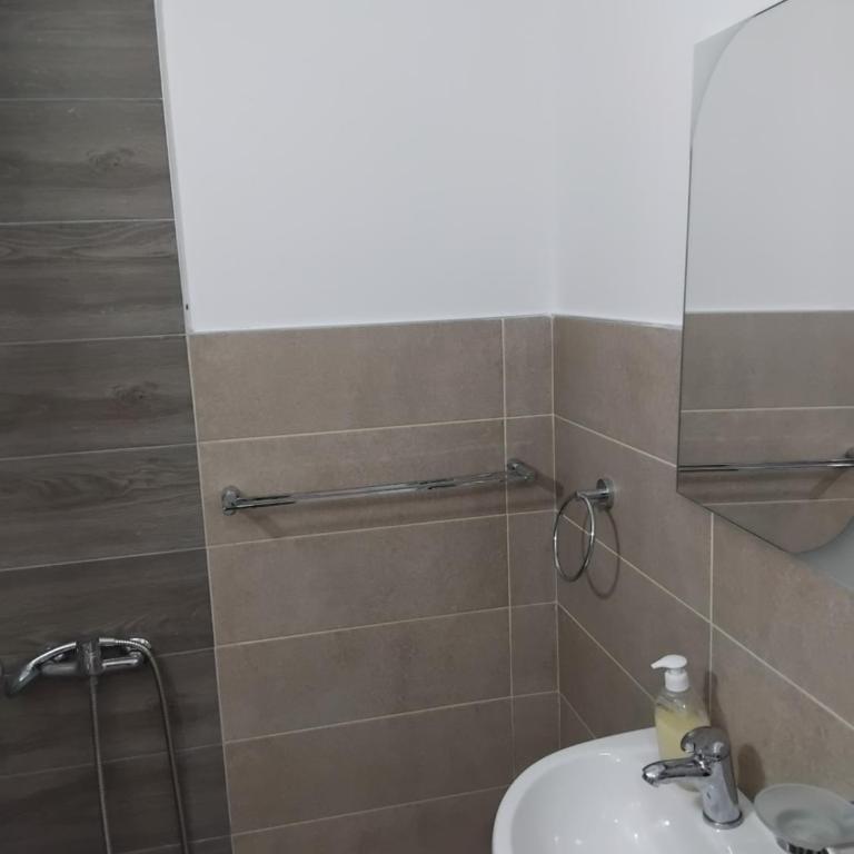 APARTMANSKI SMEŠTAJ SOLARIS kod Aqua Parka Studio Apartmani - Studio apartman sa 1 bračnim krevetom - 3