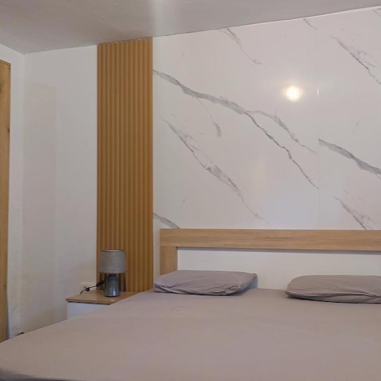 V&J apartments - One-Bedroom Apartment - 10