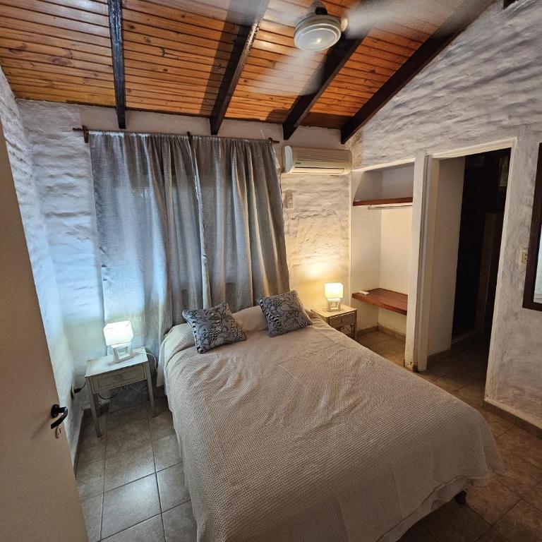 El Refugio de Oli - Three-Bedroom House - 13