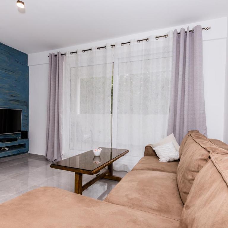 Paun apartment - Two-Bedroom Apartment - 41