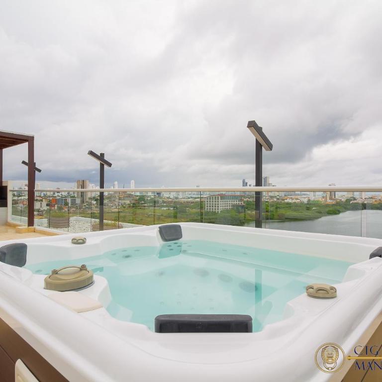 Porto Novo -Spectacular condo Minutes From the Old City - Three-Bedroom Apartment - 31