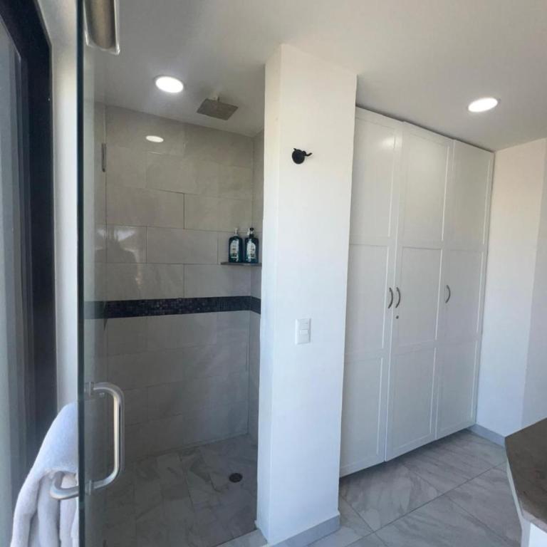 Elegant Condo in an Upscale Building - Apartamento con balcón - 21